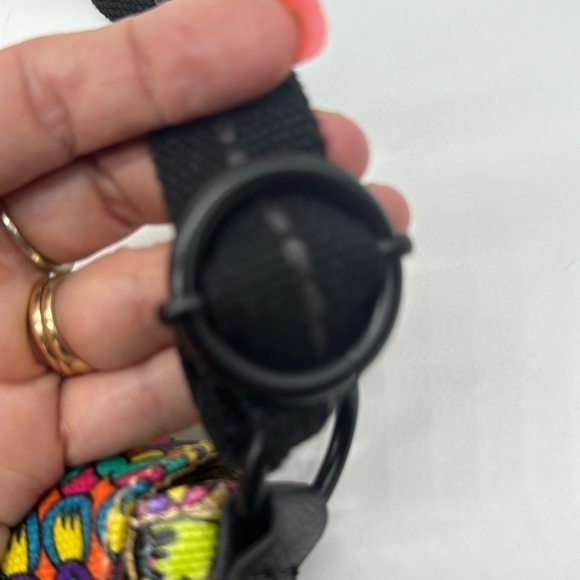 Sakroots Multicolor Plastic Coated Lightweight Crossbody Bag - Lots of Pockets! - Picture 11 of 15
